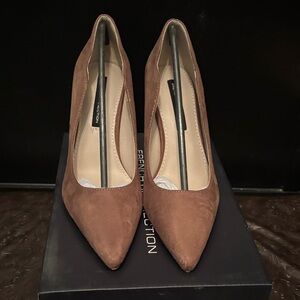 NIB French Connection Brown Microsuede Heels